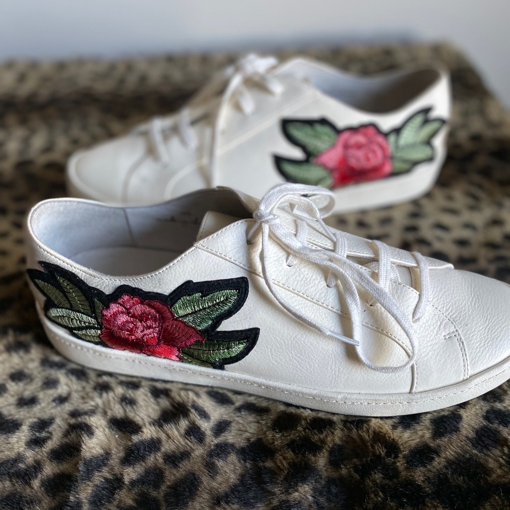 Joie Daryl Leather Sneaker - Picture 3 of 8